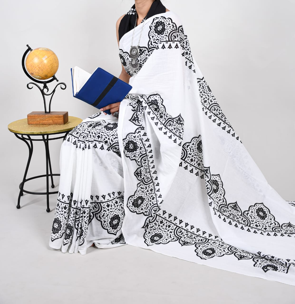 Bagru Block Print White Cotton Mulmul Sarees With Running Blouse